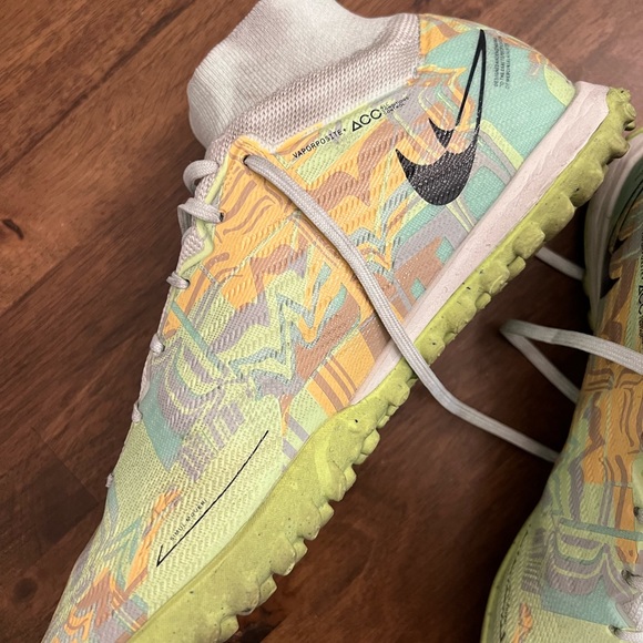 Men’s size 10 Nike Air Superfly Elite 9 Indoor Soccer Shoes - Picture 8 of 10